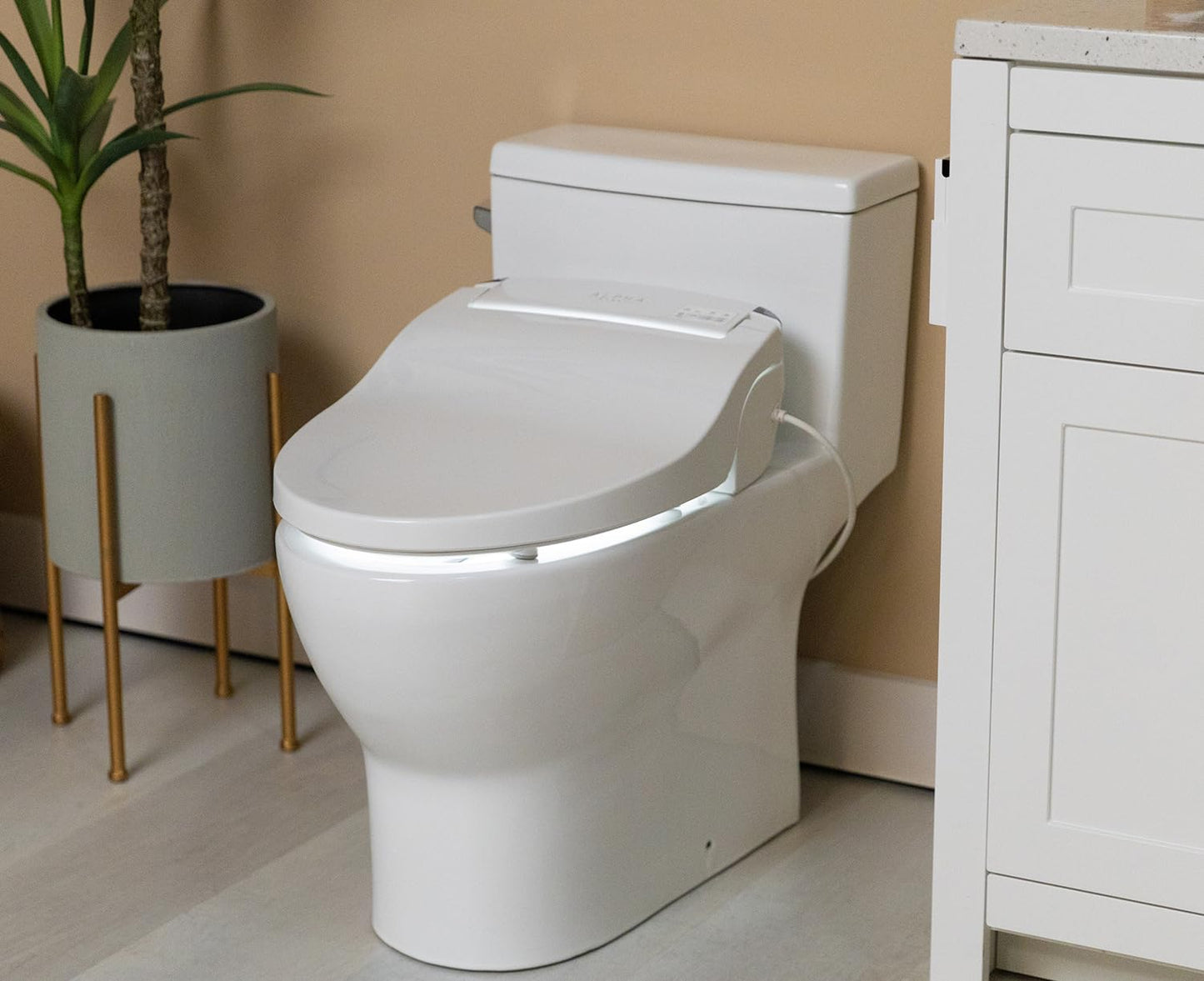 Alpha JX asiento para inodoro o bidé con tapa, color blanco, luz LED, funcionamiento silencioso, control remoto inalámbrico., JX-EW, 1460.00watts, 110.00 volts
