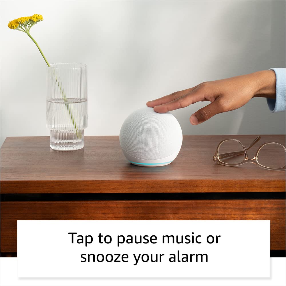 Amazon Echo Dot (modelo más reciente): parlante Alexa con sonido vibrante, ideal para dormitorios, comedores y oficinas (carbón)