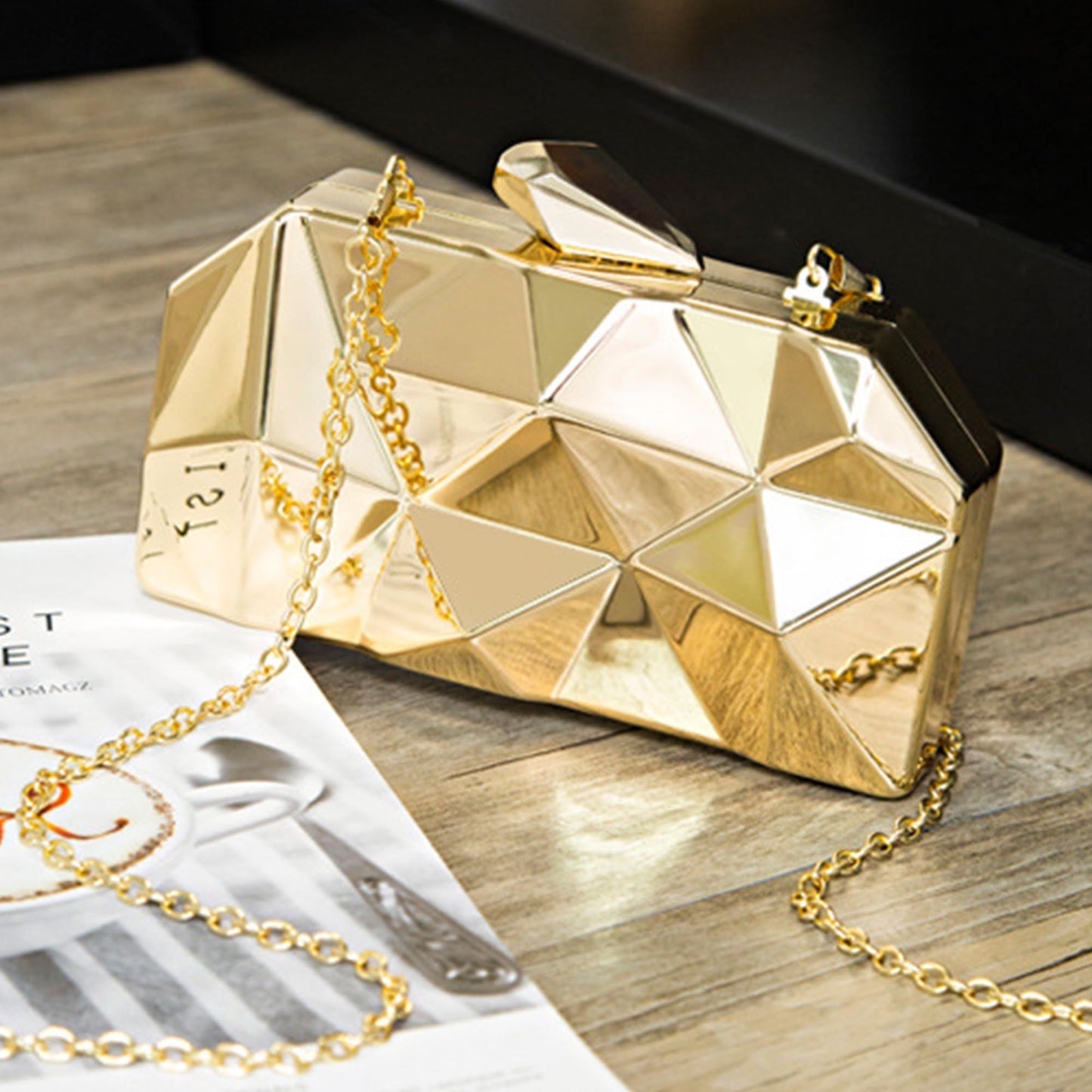 Reberomantic Bolso de mano de metal con patrón de celosía para mujer