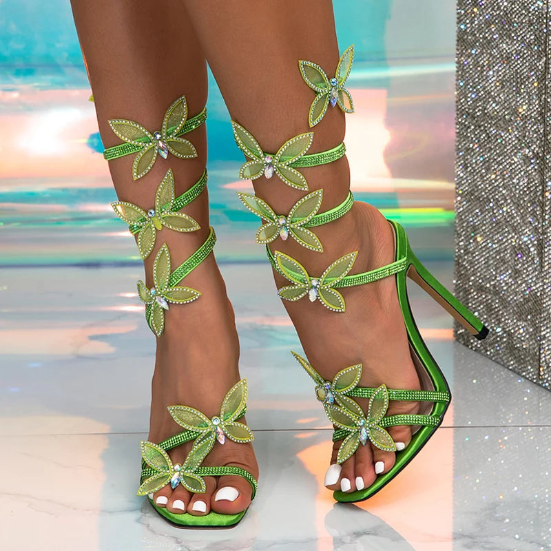 Liyke, moda de verano, sandalias con correa en el tobillo de mariposa de cristal, zapatos para banquete de boda para mujer, tacones altos verdes sexis con punta cuadrada, talla 42