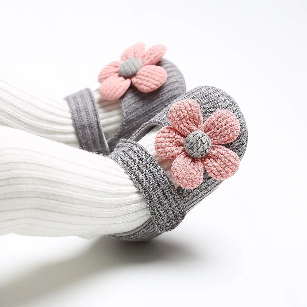 Zapatos de algodón para niñas de 0 a 18M, zapatos Retro de algodón para primavera y otoño para niños pequeños, primeros caminantes de fondo suave