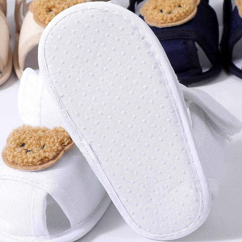 Sandalias de verano para bebé, zapatos antideslizantes con dibujos de oso para recién nacidos y niñas, zapatos planos informales bonitos para primeros pasos