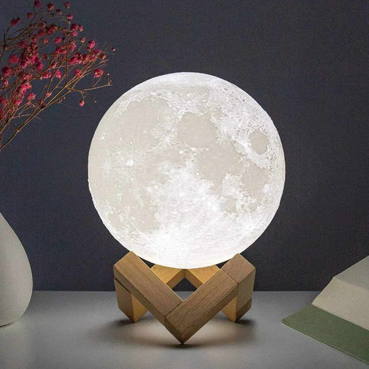 Lámpara de Luna de 8cm, luz LED nocturna alimentada por batería con soporte, lámpara estrellada, decoración de dormitorio, luces nocturnas, regalo para niños, lámpara de Luna