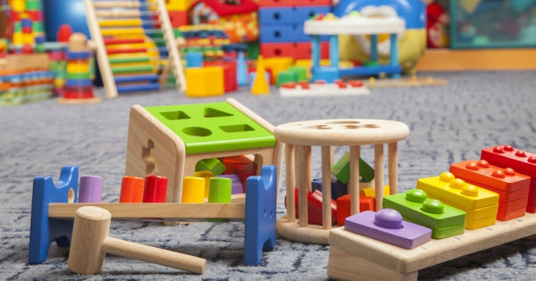 juguetes & juegos