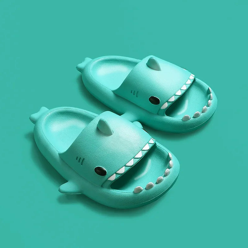 Zapatillas para niños, sandalias de tiburón de dibujos animados, zapatos de verano para niños y niñas, suela suave antideslizante