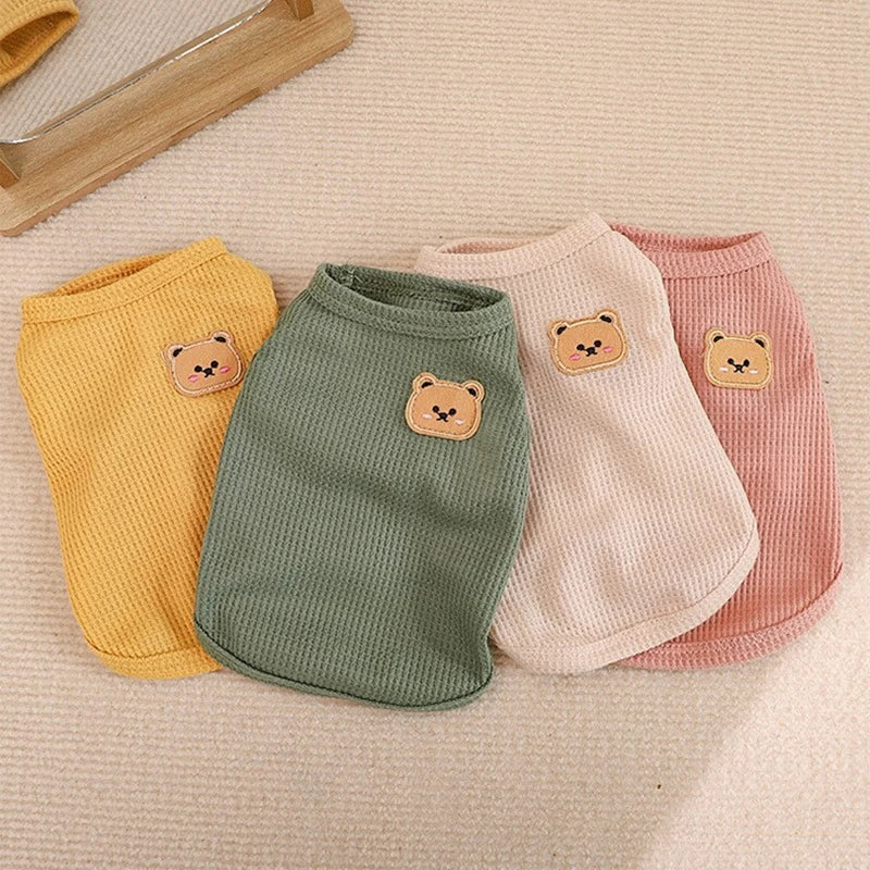 Chaleco para perros, ropa para gatos, cuatro colores de tela de poliéster, transpirable, resistente al sudor, fácil de limpiar, visualización divertida