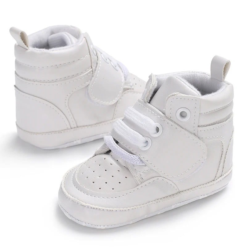 Zapatillas de deporte a la moda para bebés recién nacidos, zapatos altos con cordones sólidos para niños y niñas, zapatos transpirables antideslizantes para primeros pasos de 0 a 18 meses