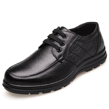 Zapatos de cuero genuino, zapatos planos informales para hombre, calzado masculino de marca de negocios de cuero de vaca, calzado suave y cómodo negro