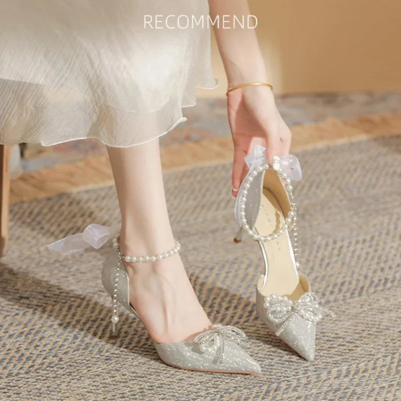 Zapatos de boda para mujer, sandalias de satén con lazo de cristal, zapatos transparentes de tacón alto para fiesta y graduación, 2023