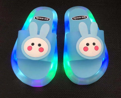 Zapatillas para niños y niñas, zapatos con estampado de animales de unicornio de dibujos animados, zapatos bonitos de moda iluminados, zapatillas de baño para niños pequeños