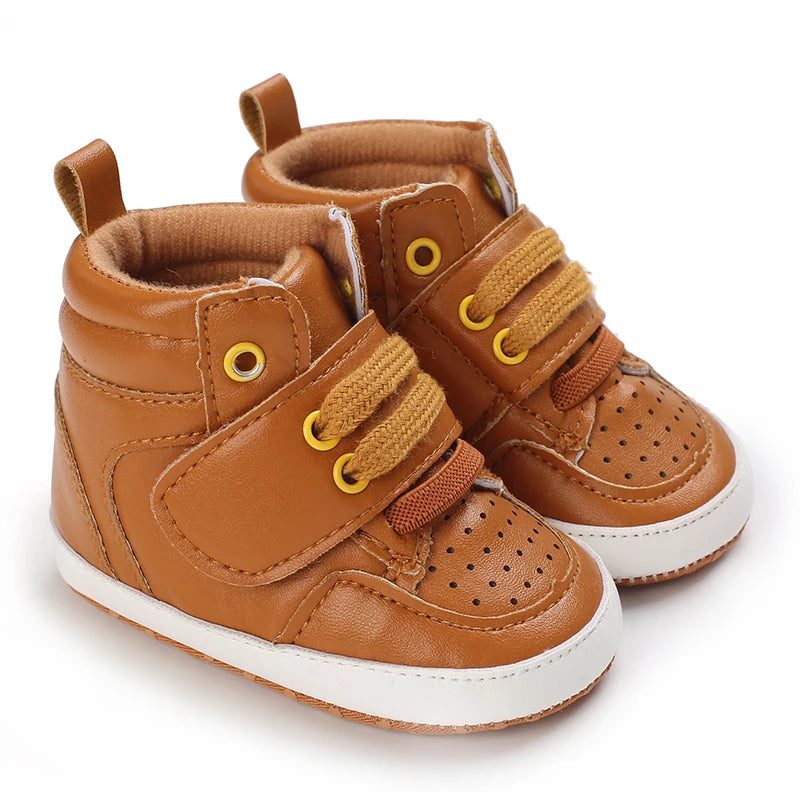 Zapatillas de deporte a la moda para bebés recién nacidos, zapatos altos con cordones sólidos para niños y niñas, zapatos transpirables antideslizantes para primeros pasos de 0 a 18 meses