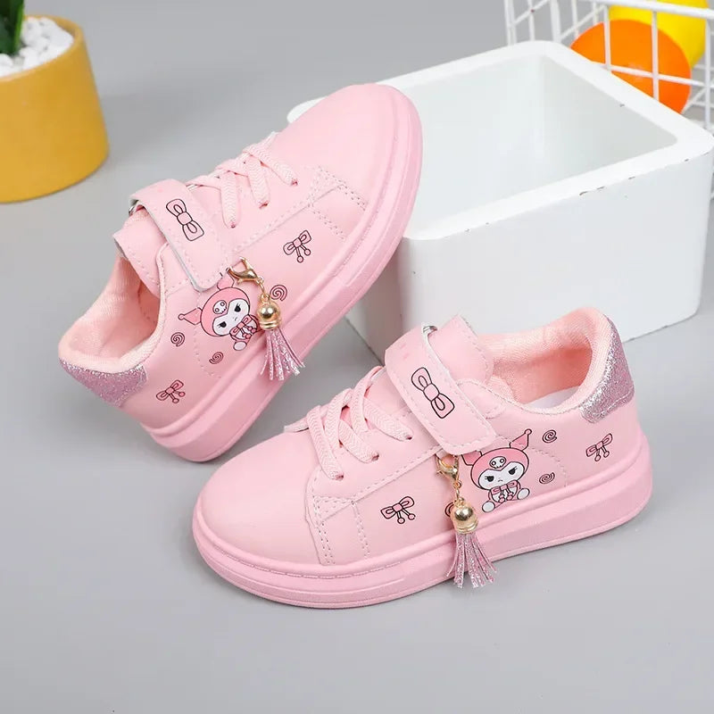 2025 zapatos blancos pequeños para niños, zapatos deportivos informales de fondo plano para estudiantes y niñas, zapatos de placa coreanos de primavera bajos