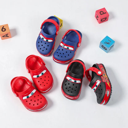 Zapatos Disney Lightning Mcqueen con luz Led para coche, zapatillas para niños, sandalias de playa de animación, regalo para niños y niñas