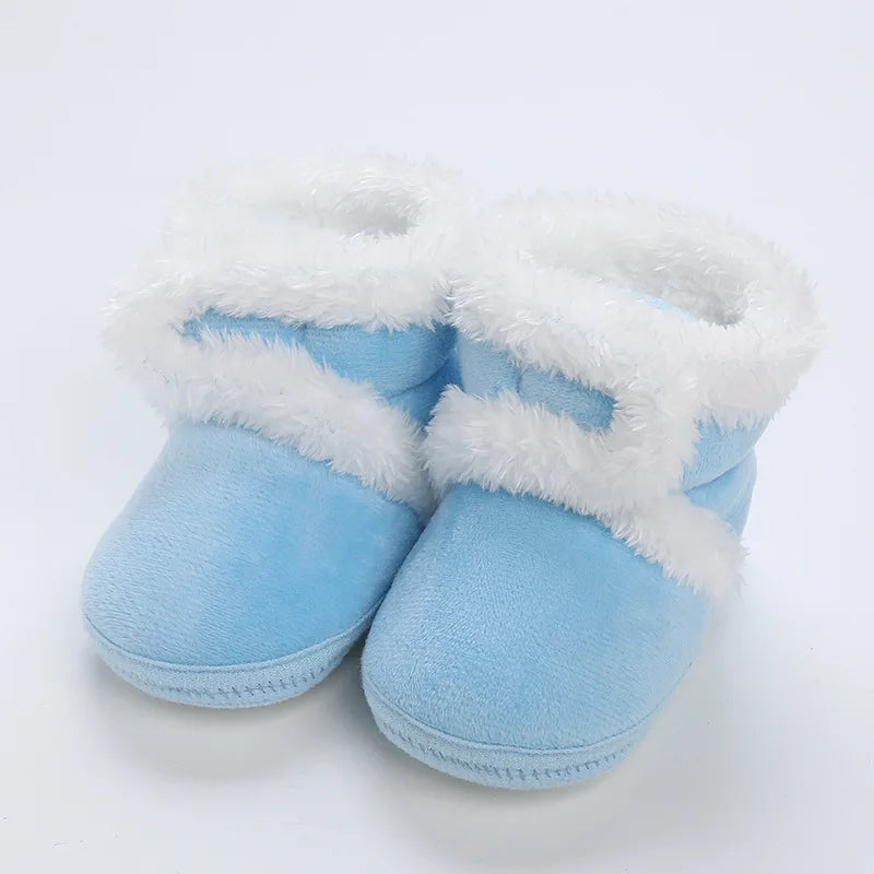 Botas cálidas de invierno para recién nacidos, zapatos de bebé, zapatillas de deporte para niños y niñas, zapatos planos de fondo suave para niños, botas de nieve cálidas de 0 a 18M