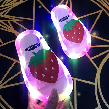 Zapatillas para niños y niñas, zapatos con estampado de animales de unicornio de dibujos animados, zapatos bonitos de moda iluminados, zapatillas de baño para niños pequeños