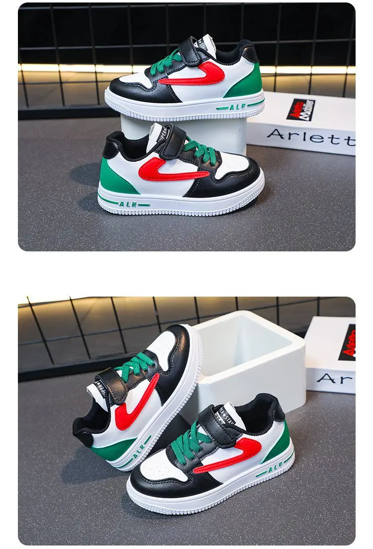 Zapatos deportivos con botón giratorio para niños, zapatos planos de malla transpirable con una sola red, novedad de verano, zapatos planos medianos y grandes para niños