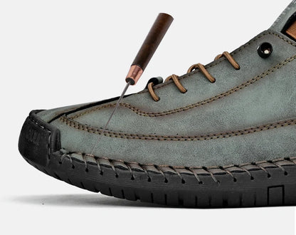 Zapatos de cuero hechos a mano para hombre, mocasines informales sin cordones, zapatos de cuero transpirables, zapatos planos para hombre, mocasines de moda, zapatos de herramientas de talla grande