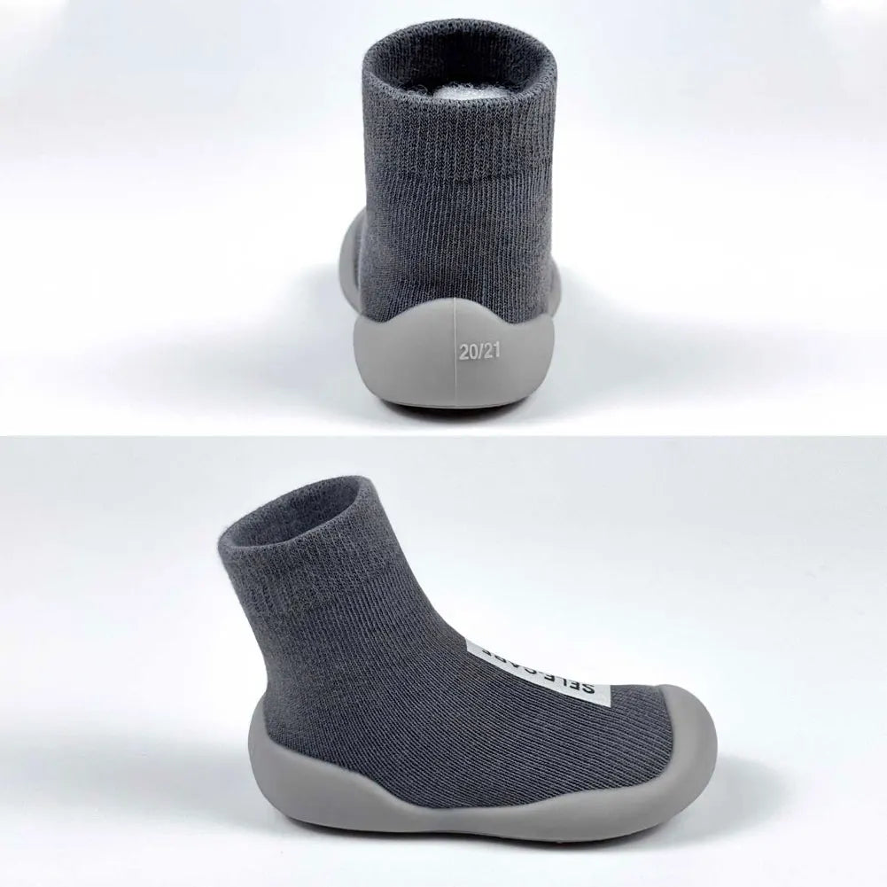 Zapatos de calcetín para bebé, calzado antideslizante para primeros pasos, botines de suelo para niño y niña, zapatillas de interior con suela de goma para recién nacido