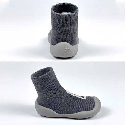 Zapatos de calcetín para bebé, calzado antideslizante para primeros pasos, botines de suelo para niño y niña, zapatillas de interior con suela de goma para recién nacido