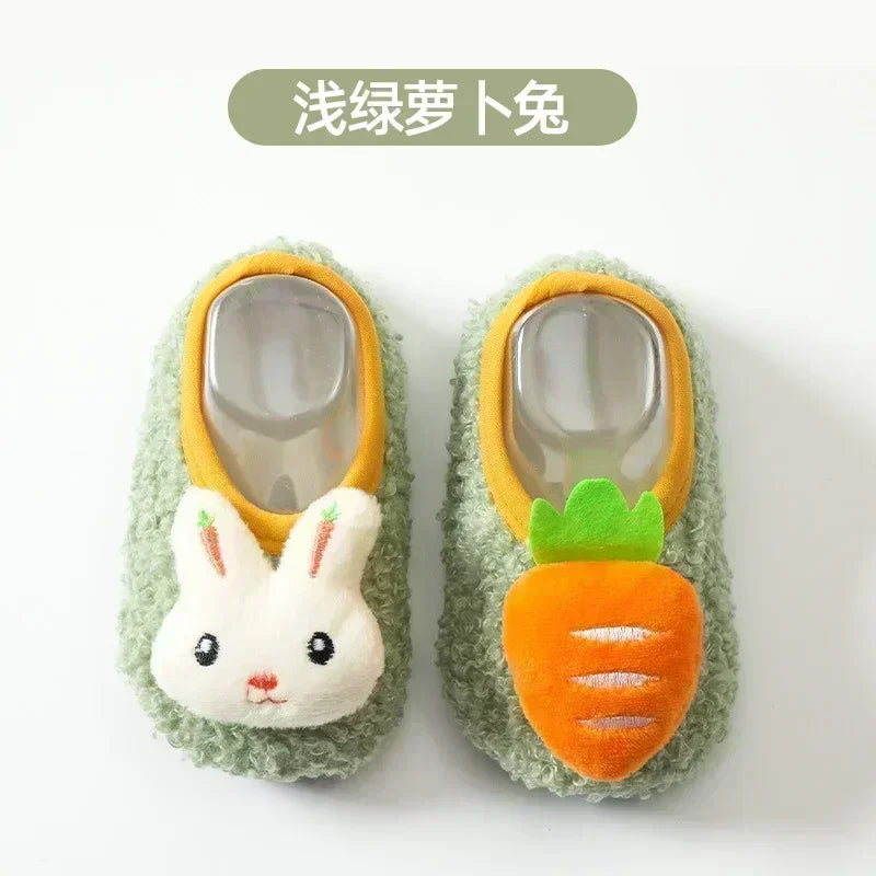 Zapatos de invierno para niños, zapatillas para bebés, zapatos cálidos de felpa para niños y niñas, zapatos antideslizantes suaves para guardería, zapatos escolares para niños