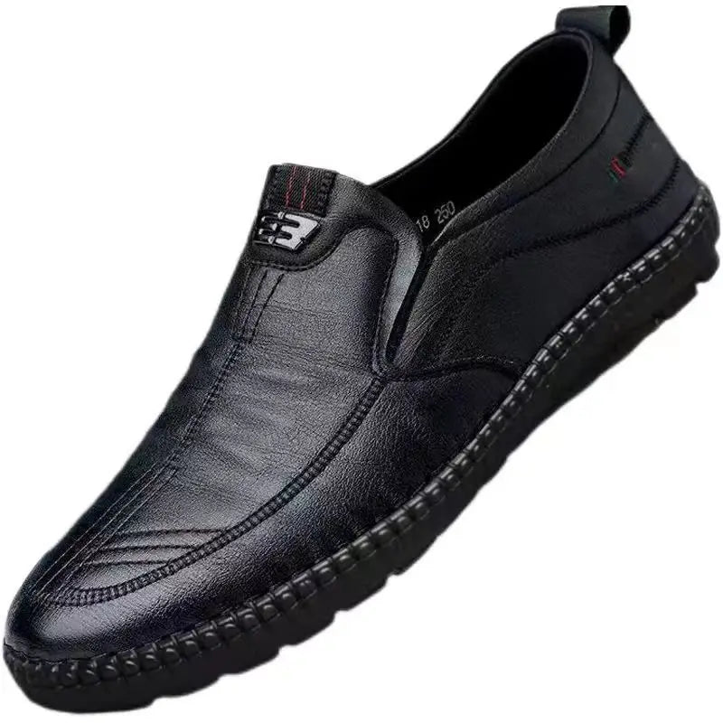 Mocasines de cuero PU para hombre, zapatos planos antideslizantes para caminar, zapatos informales transpirables sin cordones para exteriores para trabajo masculino, zapatillas de deporte para conducir en la oficina2