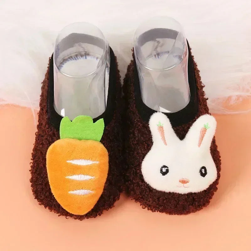 Zapatos de invierno para niños, zapatillas para bebés, zapatos cálidos de felpa para niños y niñas, zapatos antideslizantes suaves para guardería, zapatos escolares para niños