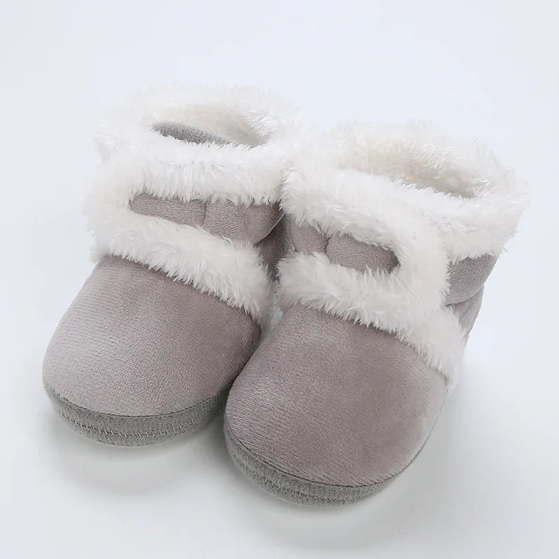 Botas cálidas de invierno para recién nacidos, zapatos de bebé, zapatillas de deporte para niños y niñas, zapatos planos de fondo suave para niños, botas de nieve cálidas de 0 a 18M