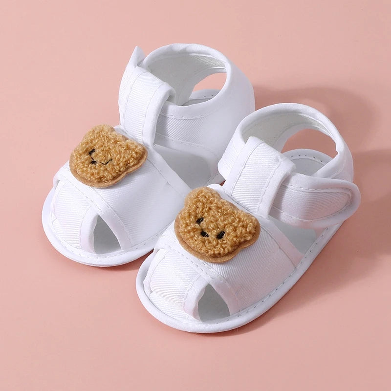 Sandalias de verano para bebé, zapatos antideslizantes con dibujos de oso para recién nacidos y niñas, zapatos planos informales bonitos para primeros pasos