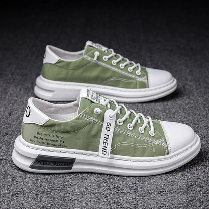 Zapatos de lona transpirables para hombre, zapatillas cómodas informales para caminar, planos con cordones, vulcanizados, a la moda, de verano, 2024