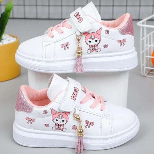 2025 zapatos blancos pequeños para niños, zapatos deportivos informales de fondo plano para estudiantes y niñas, zapatos de placa coreanos de primavera bajos