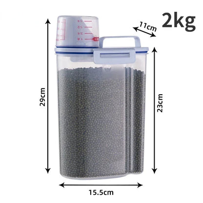 Cubo de comida para perros y gatos, tanque de almacenamiento de plástico con taza medidora, contenedor sellado a prueba de humedad, accesorios para suministros para mascotas, 1,5 kg/2kg
