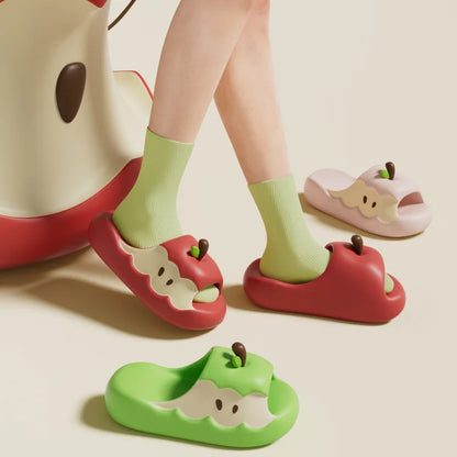 Zapatillas de manzanas Ins, novedad, zapatos divertidos de verano para mujer, 45 zapatillas de EVA inodoro para mujer, chanclas de frutas para mujer, zapatilla de playa para el hogar