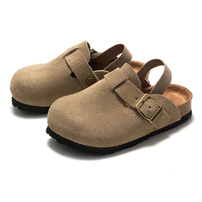 Kidmi moda niños zuecos de gamuza zapatillas zuecos para niños sandalias para niños y niñas mulas con hebilla ajustable de corcho con soporte Zapatillas de casa