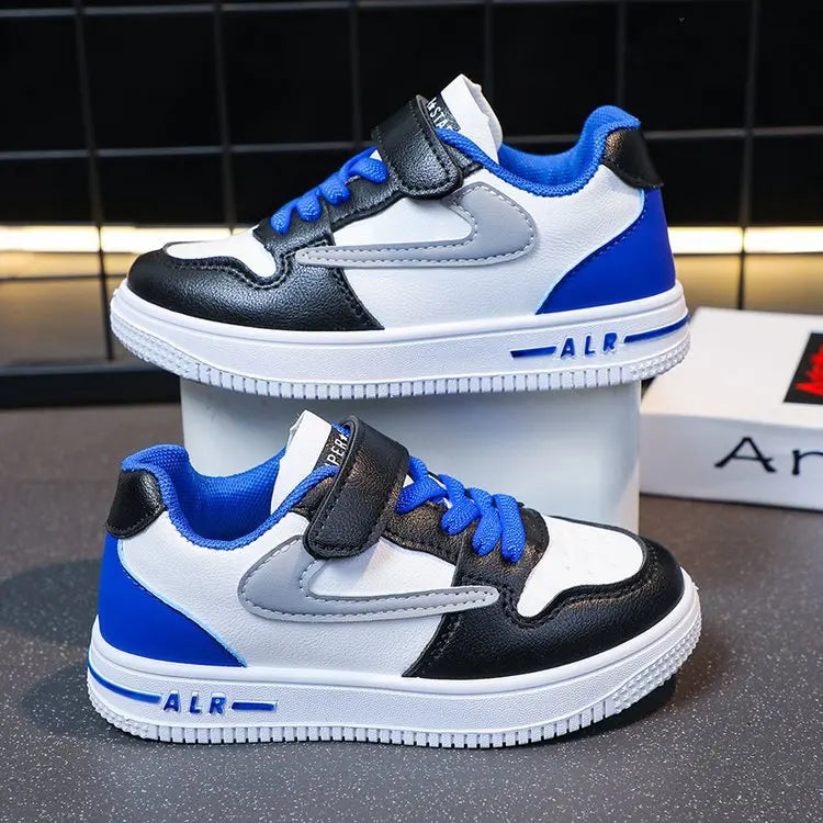 Zapatos deportivos con botón giratorio para niños, zapatos planos de malla transpirable con una sola red, novedad de verano, zapatos planos medianos y grandes para niños