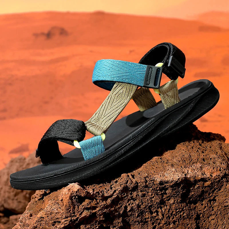 Sandalias Wadable de verano para exteriores, plantilla para esterilla de Yoga con soporte para arco para hombre, zapatillas de playa abiertas de gladiador, zapatos planos antideslizantes y duraderos para hombre