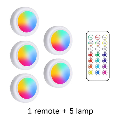 Luces LED RGB para debajo del gabinete con Control remoto, lámpara nocturna regulable inalámbrica alimentada por batería, luces LED para luz de armario del hogar