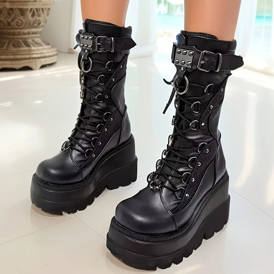 Nuevas botas de plataforma góticas para mujer, cuñas Punk con hebilla de remache a la moda, tacones altos, botas para mujer, zapatos de fiesta Street Cosplay para mujer