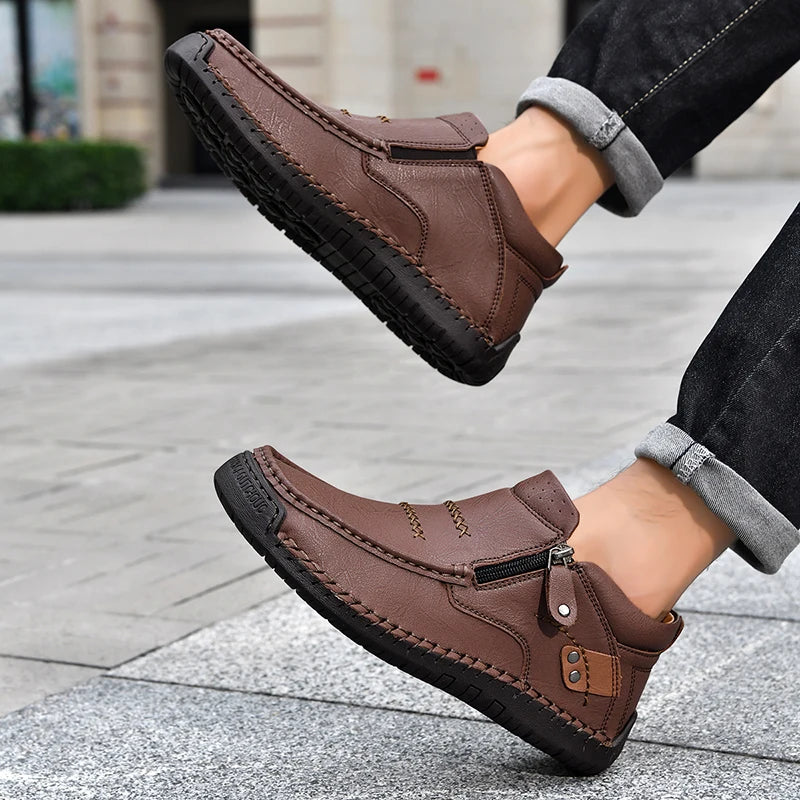 Zapatos informales de cuero de alta calidad para hombre, mocasines transpirables hechos a mano, zapatillas de deporte a la moda, mocasines, zapatos náuticos de marca de lujo