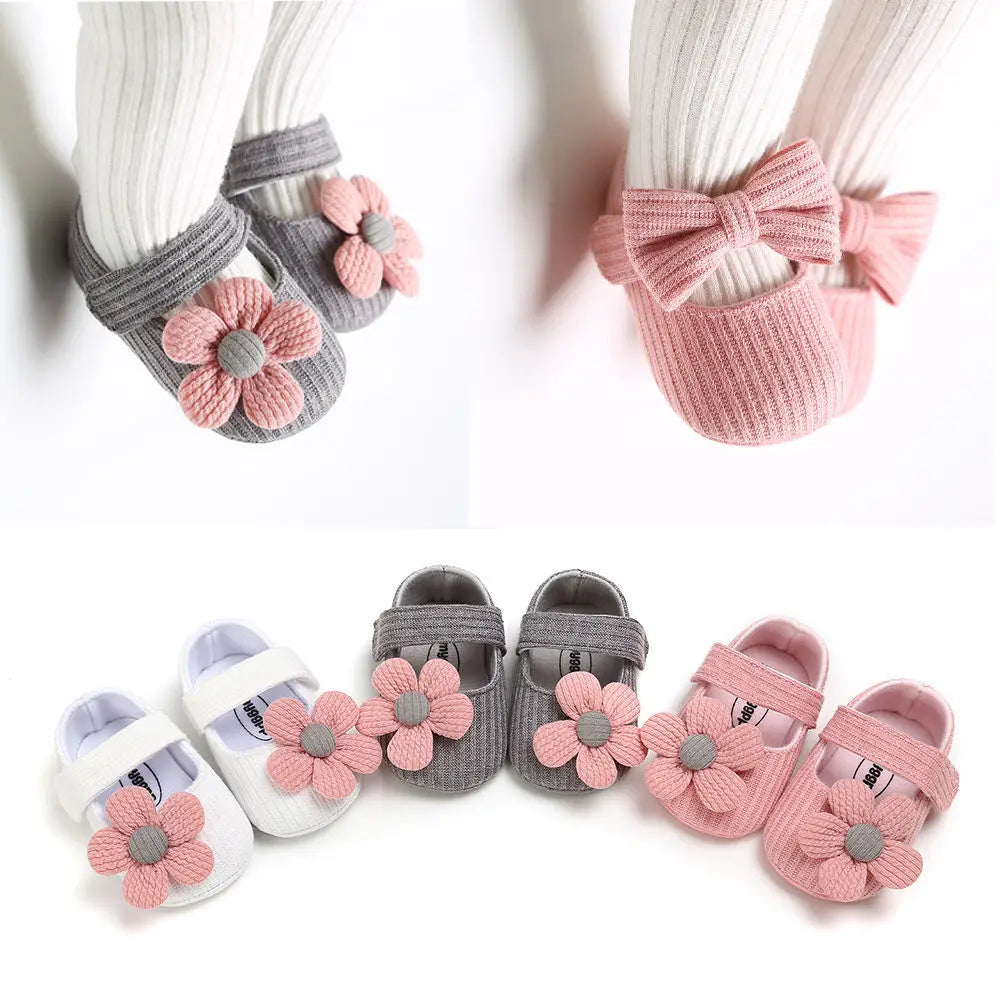 Zapatos de algodón para niñas de 0 a 18M, zapatos Retro de algodón para primavera y otoño para niños pequeños, primeros caminantes de fondo suave