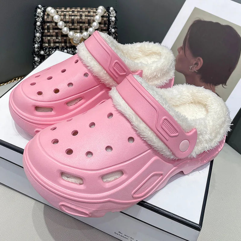 Zapatos de cueva EVA acolchados de invierno para hombres y mujeres, nuevos zapatos Baotou de fondo grueso, zapatillas de algodón cálidas para parejas, hombres y mujeres
