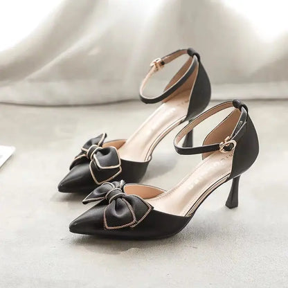 Tacones de tacón medio Zapatos de mujer Tendencia Punta puntiaguda Mariposa Stilettos Vestido elegante Bodas Fiesta nupcial Diseñador blanco