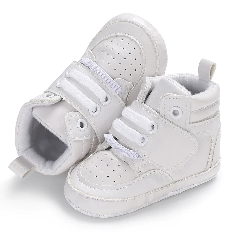 Zapatillas de deporte a la moda para bebés recién nacidos, zapatos altos con cordones sólidos para niños y niñas, zapatos transpirables antideslizantes para primeros pasos de 0 a 18 meses